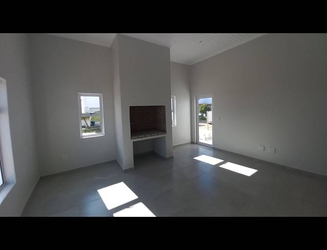 2 BEDROOM HOUSE FOR SALE IN LAMPIESBAAI